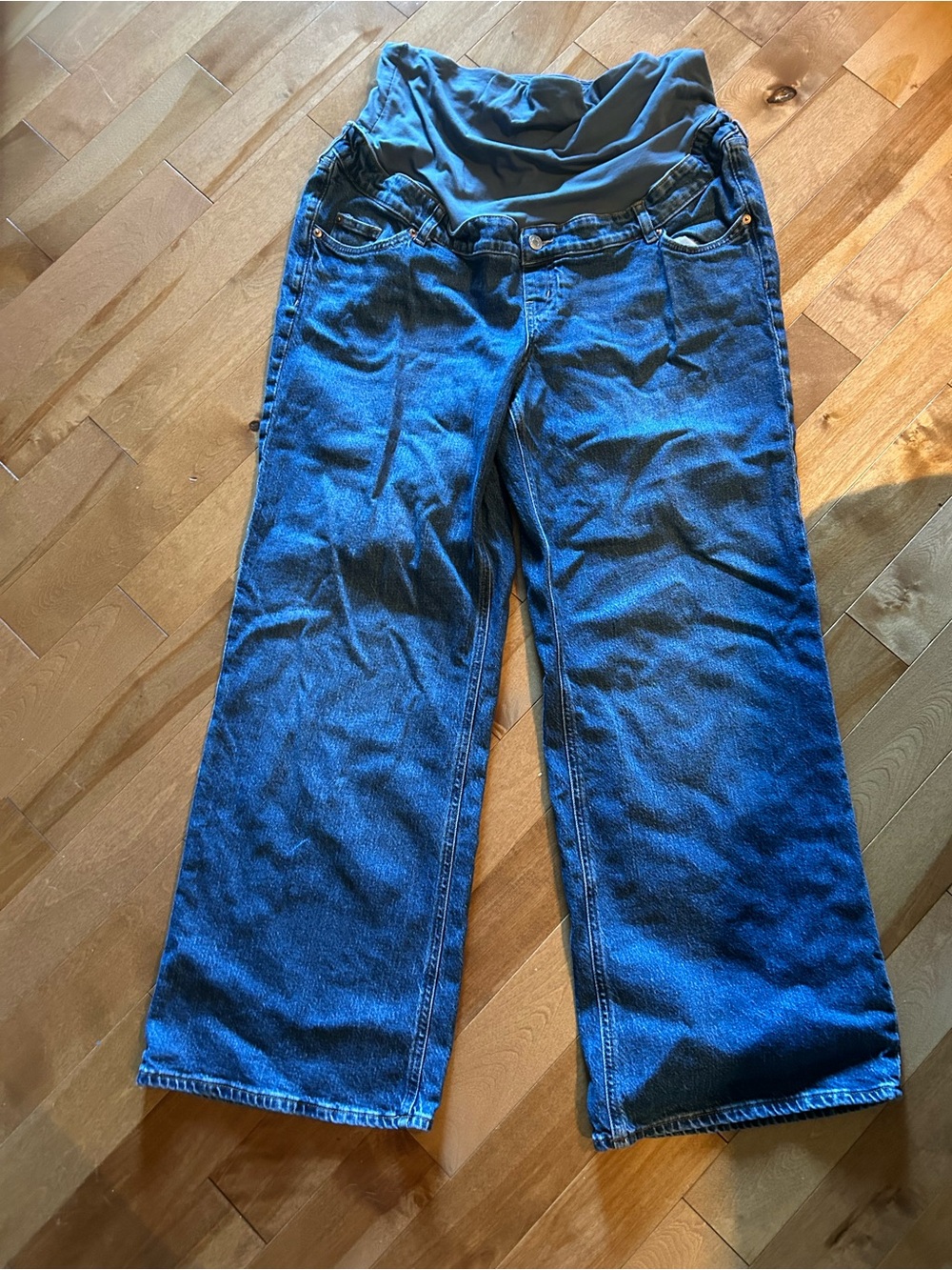 Maternity Wide-Leg Jeans in Dark Blue